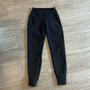 Lululemon joggers scuba material